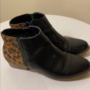 DOLCE VITA Leopard Print Panel Booties